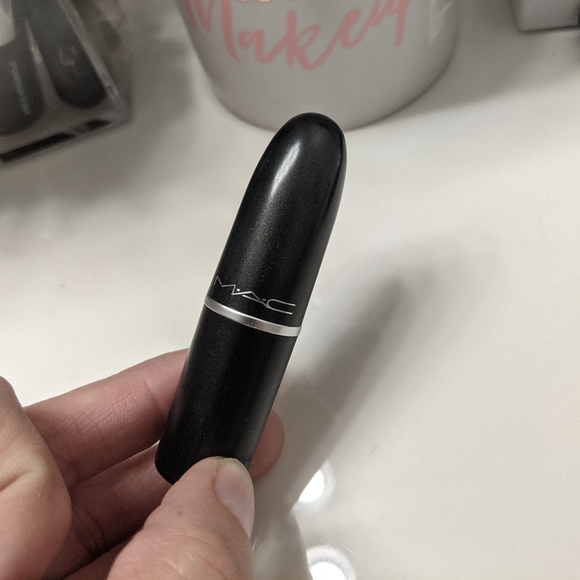 MAC Lipstick 💄 - Picture 3 of 4